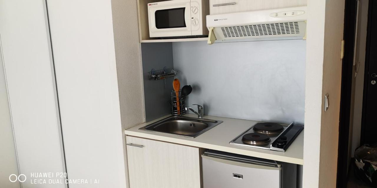 Studio 24M2 Au 4Eme Etage Ascenseur A Cote De La Gare Sncf Lourdes Esterno foto